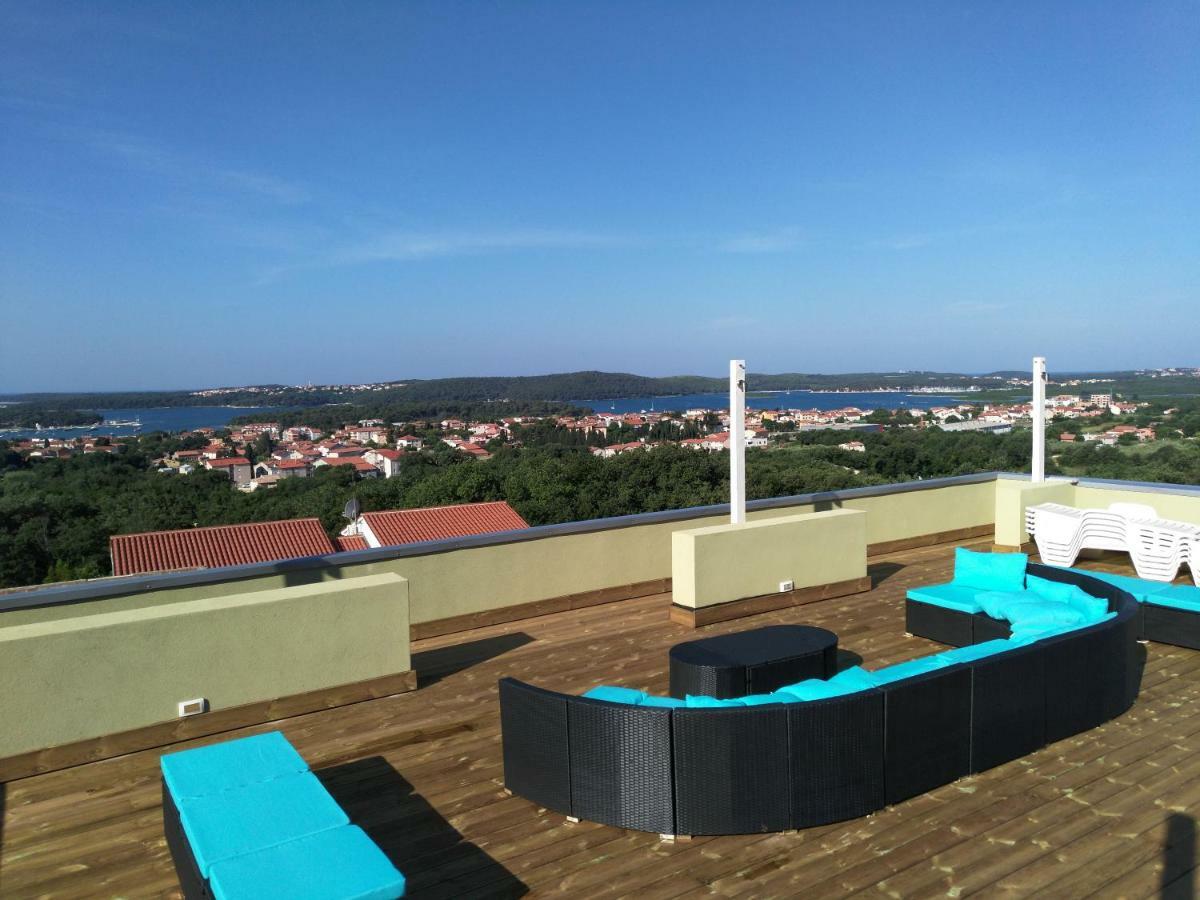 Holiday Home Magic View Medulin Bagian luar foto